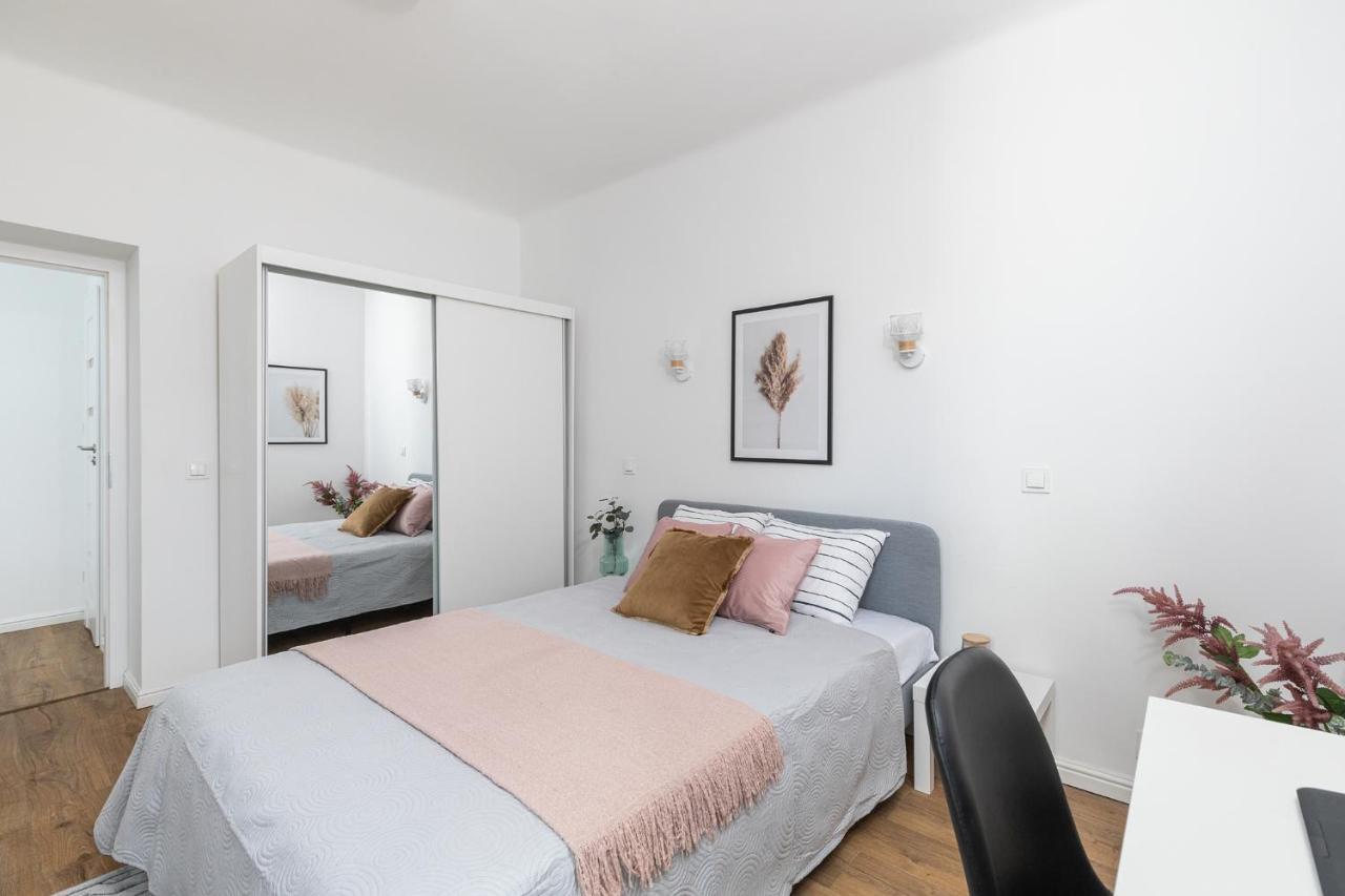 Superapart Nowolipki 23, Unwind In Urban Chic Apartament Warsaw Exterior photo